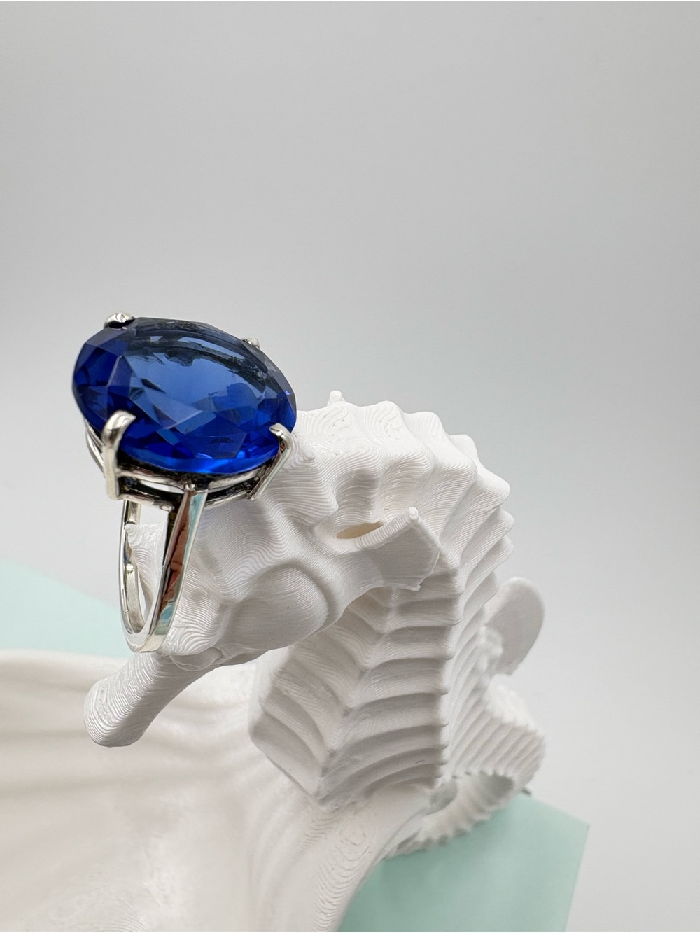925 Sterling Silver Genuine 8CT Faceted Sapphire Gemstone Ring - Size 7.5 - Picture 3 of 17
